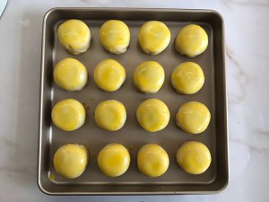 蛋黄酥,只需松弛一次的做法,适合新手 制作方法