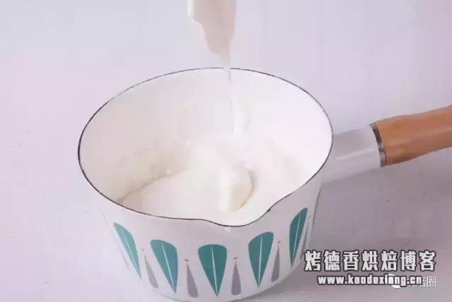 淡奶油制作方法 用牛奶自制省钱低脂淡奶油 结果令人大跌眼镜!