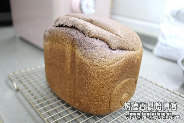 巧用面包机,一次发酵杂粮面包,又高又暄软组织真好,全家都喜欢