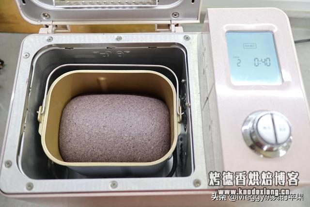 巧用面包机,一次发酵杂粮面包,又高又暄软组织真好,全家都喜欢