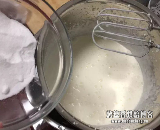 雀巢淡奶油，怎么打发，怎么加糖，一盒可以打出多少奶油？