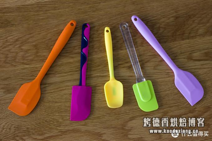 烘焙大讲堂 篇三:烘焙界“刀”之争,如何选择一把贴心如意的刮刀?