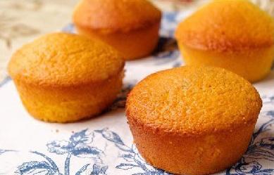 九种超好吃的小蛋糕的做法，自己在家就可以做烘焙！