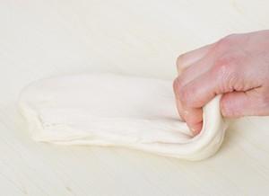 手工揉面的详细过程,赶快看看吧