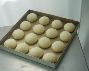 ?超简单快手,柔软拉丝,一次发酵,牛奶小餐包