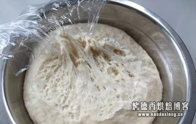 80%的人做面包不成功,就因为不懂判断这三个发酵过程!