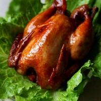 家用微波炉烤鸡的做法？食尚争霸 格兰仕微波炉试用之 奥尔良烤鸡的做法步骤