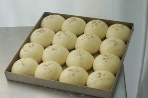 ?超简单快手,柔软拉丝,一次发酵,牛奶小餐包