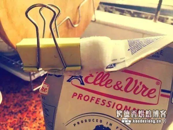 烘焙常识|打发完美的淡奶油你需要掌握这些技巧