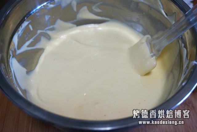 海绵蛋糕在家做，入口即化，全家都爱吃，一次吃不过瘾