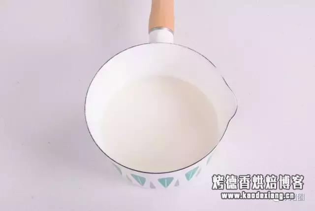 淡奶油制作方法 用牛奶自制省钱低脂淡奶油 结果令人大跌眼镜!