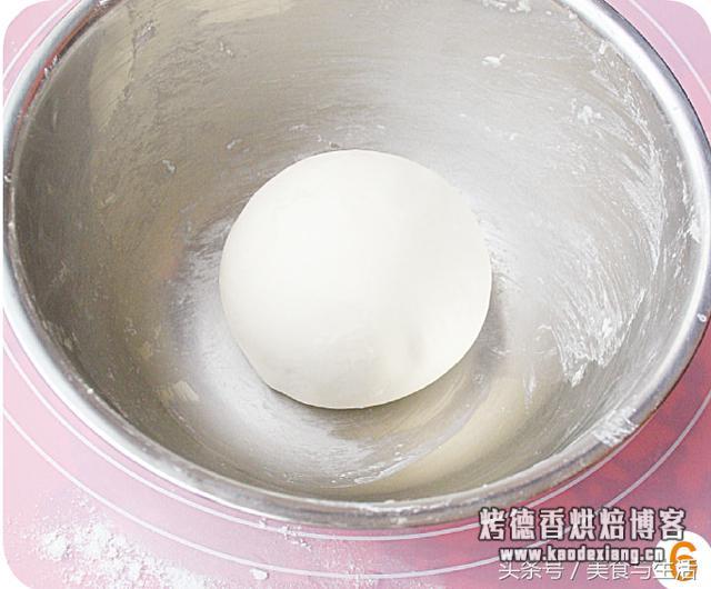 如何揉面不粘手 快来看看揉面的姿势 这样才能做出好的面食 一步一步教你揉