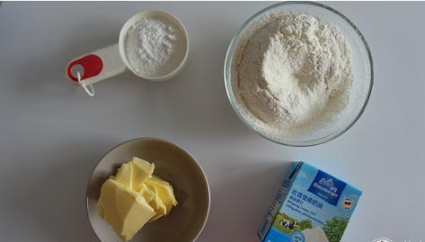 烘焙入门篇,这7款淡奶油评测,烘焙大师一定不会告诉你!