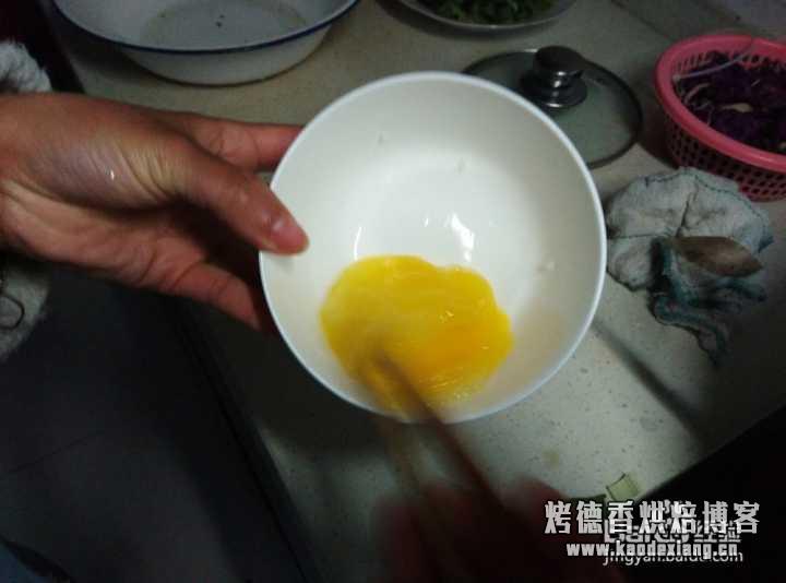 如何快速手动打发蛋清?