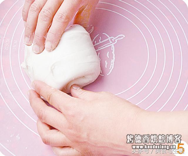 如何揉面不粘手 快来看看揉面的姿势 这样才能做出好的面食 一步一步教你揉