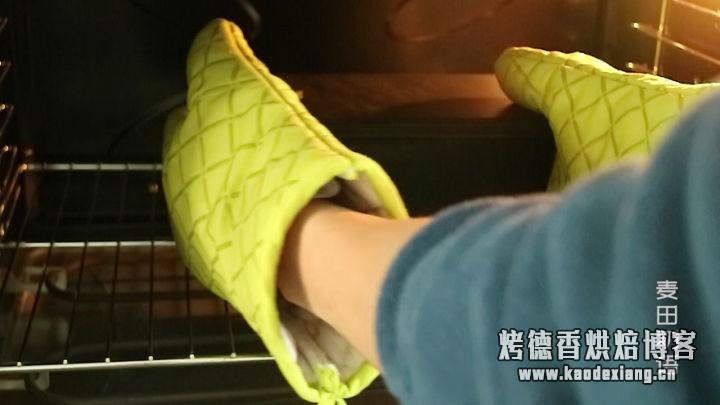 软到拿不起来的日式生吐司,这云朵般的口感让人沉醉其中