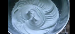 电饭煲轻乳酪芝士蛋糕(小高姐) 制作方法