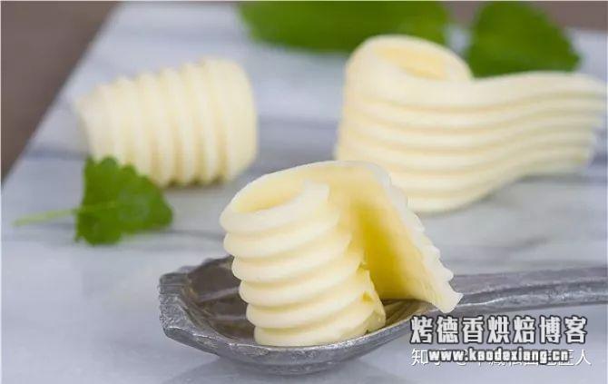 黄油用完了?用随手可得的油能代替做面包吗?