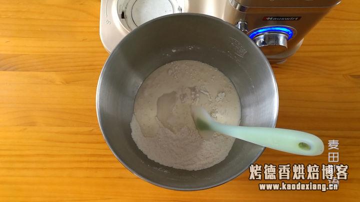 软到拿不起来的日式生吐司,这云朵般的口感让人沉醉其中