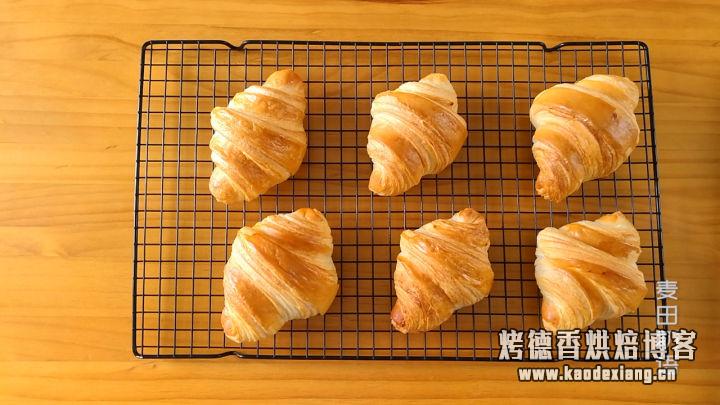 教你做层层酥脆的可颂牛角包,原来手工开酥也没那么难
