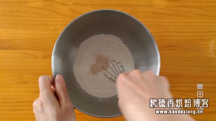 教你做层层酥脆的可颂牛角包,原来手工开酥也没那么难