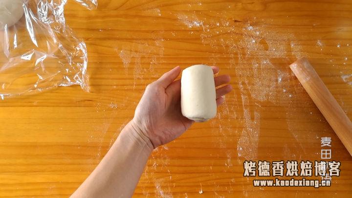 软到拿不起来的日式生吐司,这云朵般的口感让人沉醉其中