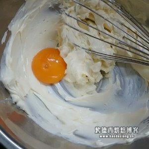 轻芝士蛋糕  制作方法