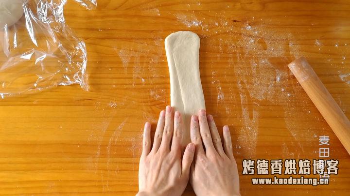 软到拿不起来的日式生吐司,这云朵般的口感让人沉醉其中