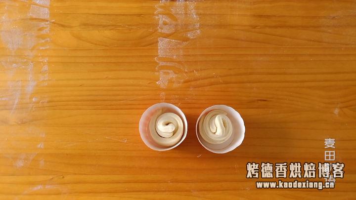 教你做层层酥脆的可颂牛角包,原来手工开酥也没那么难