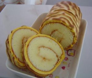 原来经典的虎皮蛋糕卷做法这么简单，教你在家做，家里人都爱吃