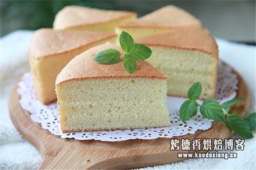 10寸戚风蛋糕的配料表,选对配方很简单。