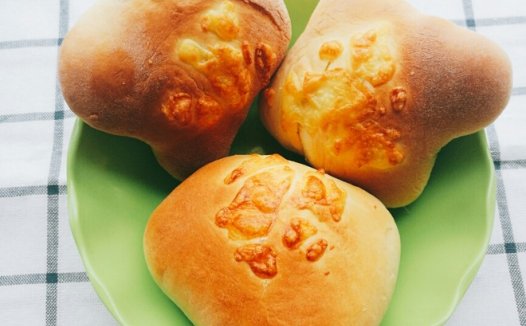 味道一级棒的芝士餐包  制作方法